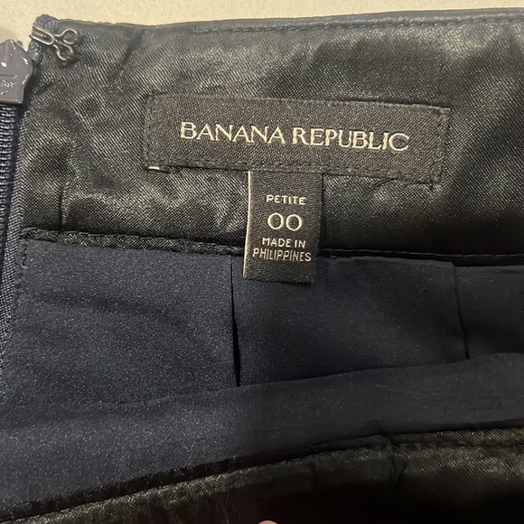 Banana Republic Navy Blue Camo Skirt - Picture 4 of 4